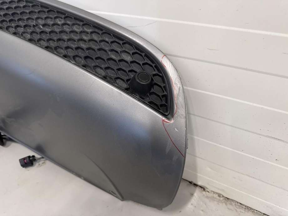 Spoiler bak til Audi Q5 2012-2017 (Type I, Fase 2)  (8R0807833H|)