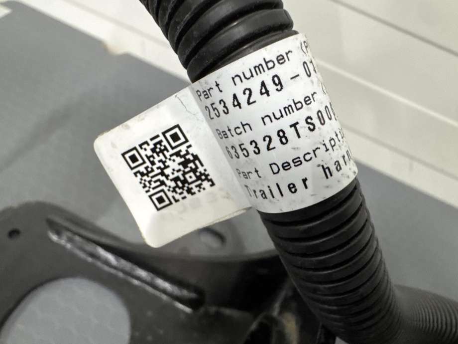 Hengerfeste til Tesla Model Y 2021-2024 (Type I)  (1514411-00-J|)