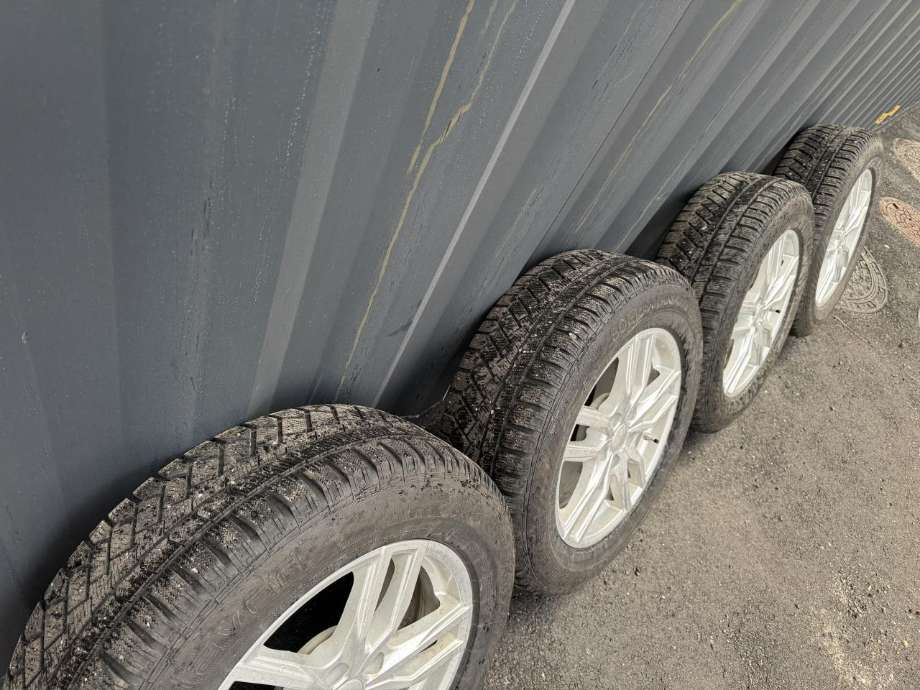 Hjulsett aluminium vinter til Mitsubishi Outlander 2015-->> (Type III, Fase 2)  (225/65/17||DATO 0720 4MM)