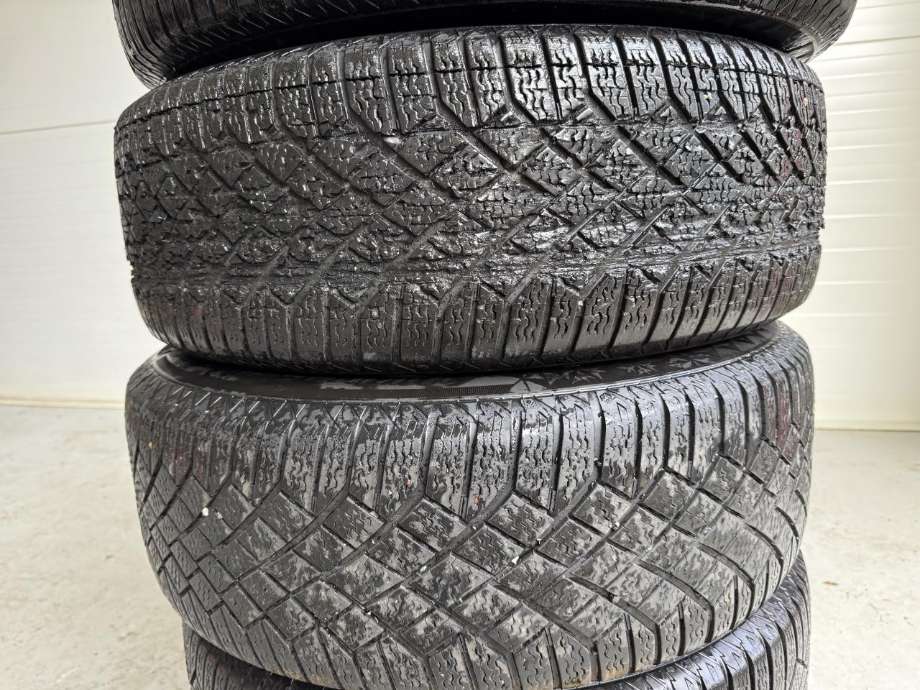 Hjulsett aluminium vinter til Subaru Outback 2015-2020 (Type V)  (225/60/18 T|7JX18H2|)
