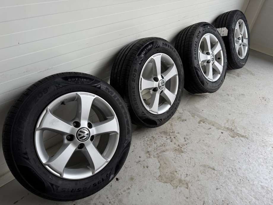 Hjulsett aluminium sommer til VW Caddy 2015-2020 (Type III, Fase 3) (195/65/15 95T|6|5JX15 ET50|DATO (5024) 5MM)