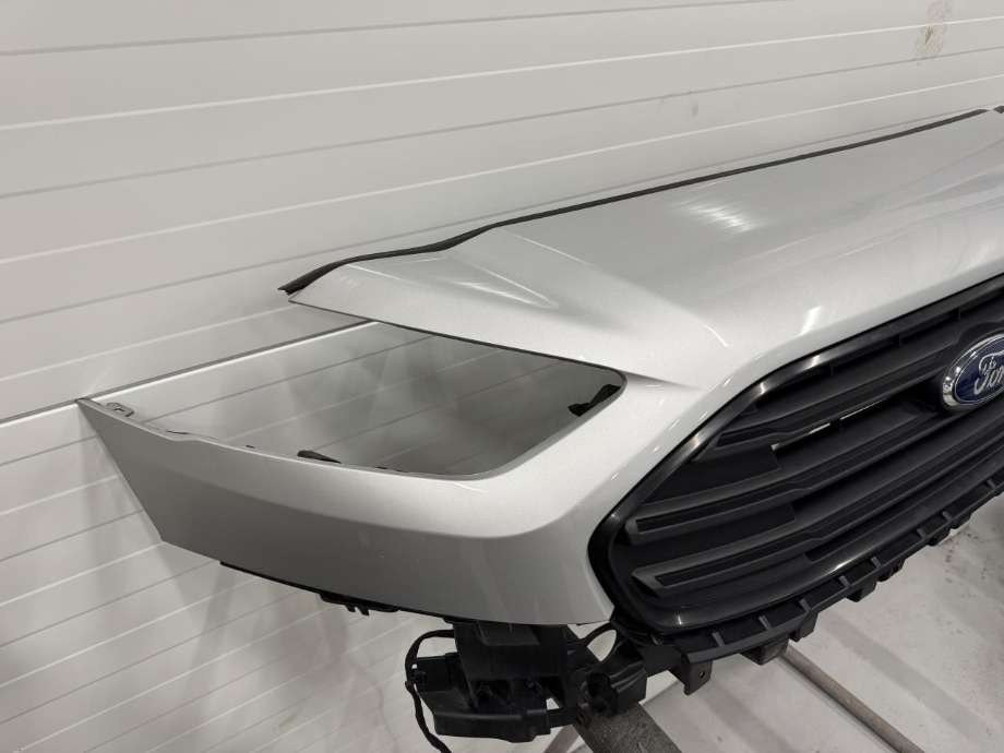 Støtfanger foran til Ford Transit Connect 2018-->> Type II, Fase 2 (KT1B-17A989-BCPRAA|KT1B8150AD5YZ9|FARGEKODE: MOONDUST SILVER)
