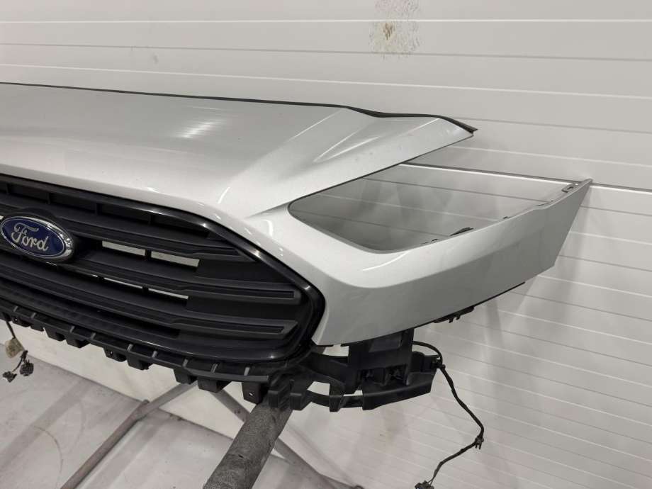 Støtfanger foran til Ford Transit Connect 2018-->> Type II, Fase 2 (KT1B-17A989-BCPRAA|KT1B8150AD5YZ9|FARGEKODE: MOONDUST SILVER)