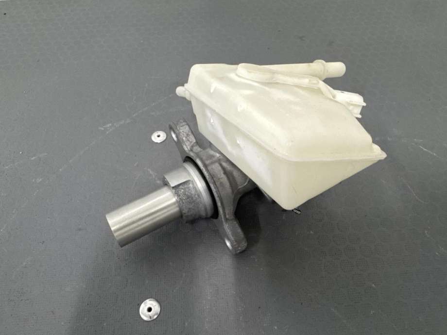 Bremsepumpe hoved til Ford Transit Connect 2018-->> Type II, Fase 2 (2640190|KV6C-2140-BA|)