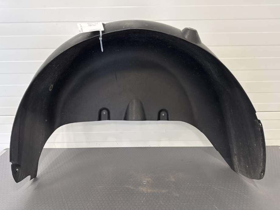 Skjerm locari venstre bak til VW Caddy 2020-->> (Type IV) (2K0.810.971 D|2KO.810.971 E|)