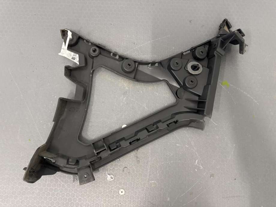Støtfanger bak til Ford Transit Connect 2018-->> Type II, Fase 2  