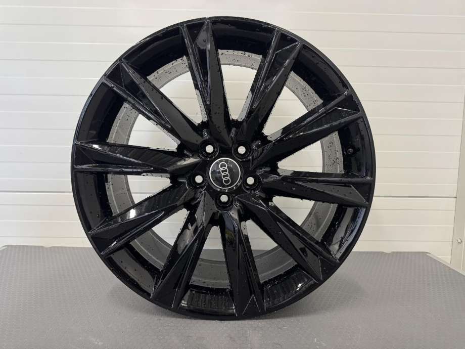 Felg aluminium til Audi e-tron, 2018-->> (4KE071490A)