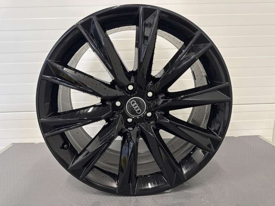 Felg aluminium til Audi e-tron 2018-->>  (4KE071490A|9|0JX20 H2 ET38|)