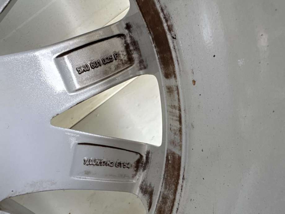 Felgsett aluminium til VW Passat 2011-2015 (B7) (B7) (5K0601025F|7|0JX17 H2  ET54|NAV:57|1 mm)
