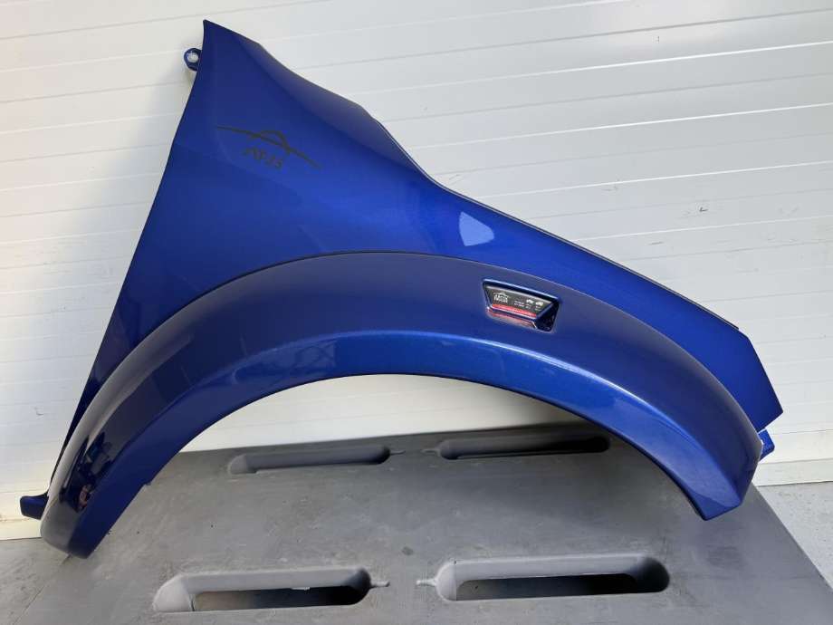 Skjerm høyre foran til Isuzu D-Max 2021-->> (Type III) (897549741-2|)