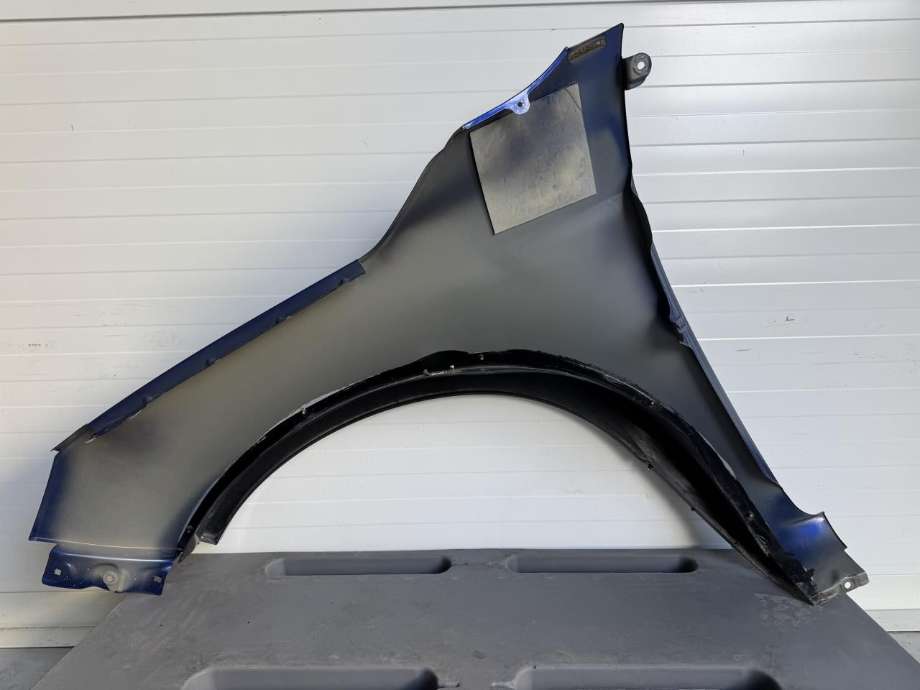 Skjerm høyre foran til Isuzu D-Max 2021-->> (Type III) (897549741-2|)