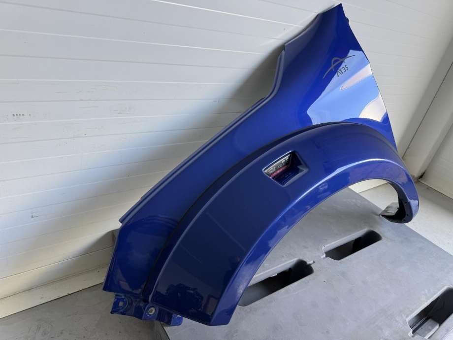 Skjerm venstre foran til Isuzu D-Max 2021-->> (Type III)  (8-97549742-2|)