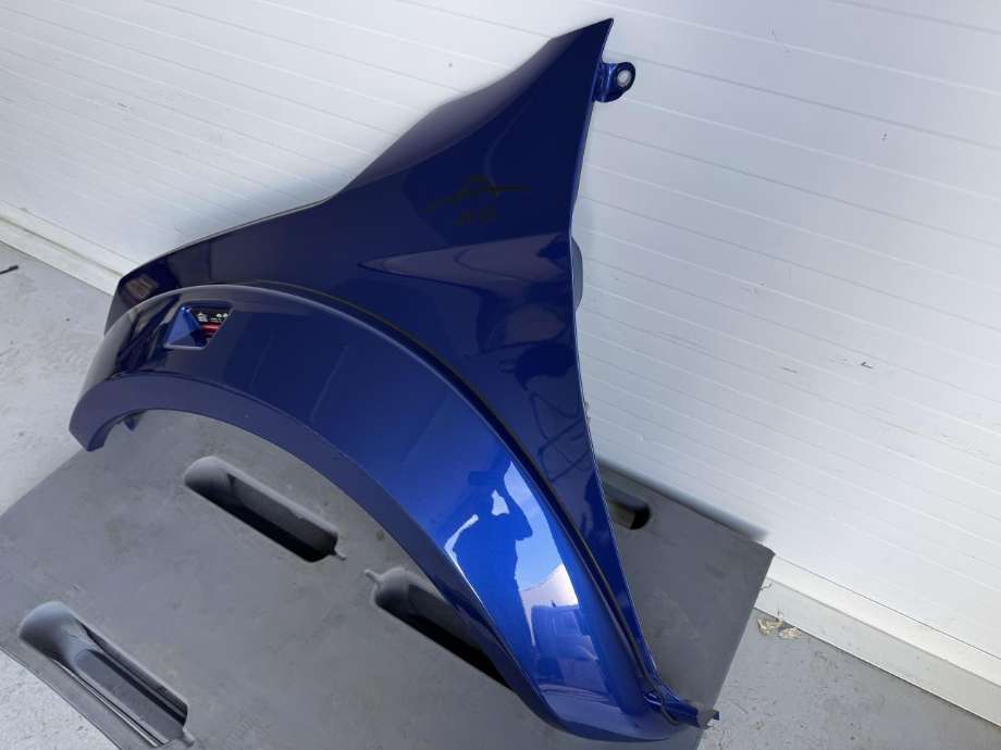Skjerm venstre foran til Isuzu D-Max 2021-->> (Type III)  (8-97549742-2|)