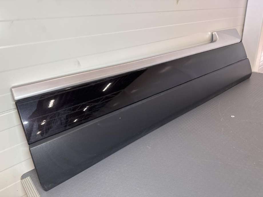 Lister til Land Rover Range Rover 2013-->> (Type IV)  (LR048804|CK5221064AD8LML|LR038848)