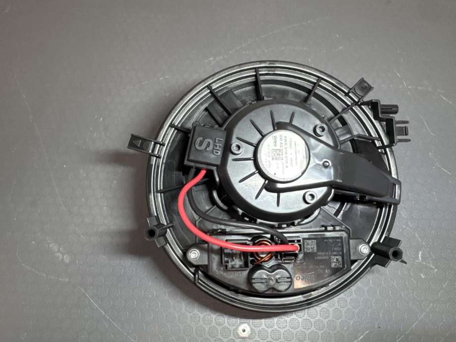 Varmeapparat motor til VW Caddy 2020-->> (Type IV)  (5WB 819 015 A|5WA907521 C|)