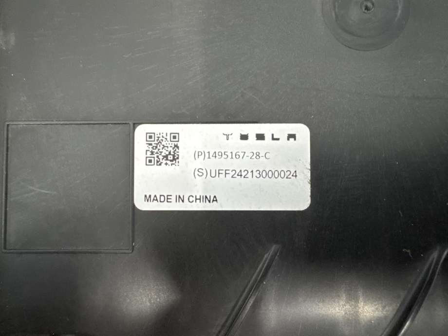 Luftfilterboks til Tesla Model Y 2021-2024 (Type I) (1495167-28-C|)