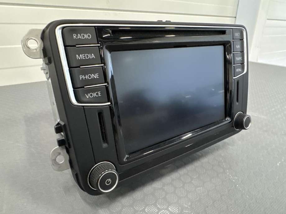 Bilstereo navigasjon til VW Transporter / Caravelle, 2015-2019 (T6) (T6) (5C0 035 680 C)
