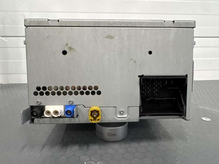 Bilstereo navigasjon til VW Transporter / Caravelle 2015-2019 (T6) (T6) (5C0 035 680 C|)