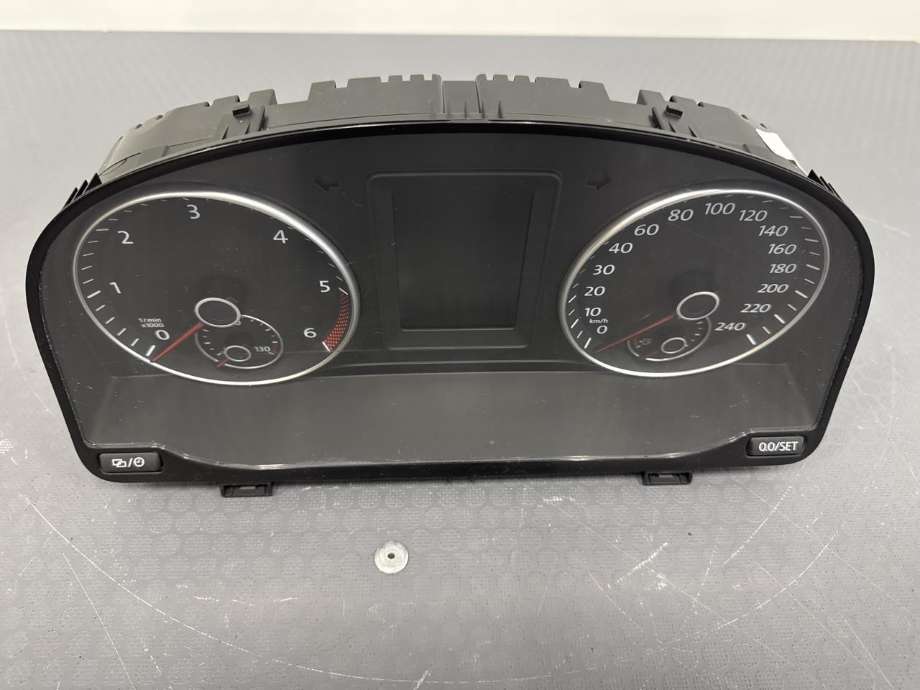 Instrumentpanel til VW Caddy 2015-2020 (Type III, Fase 3) (2K5920876F|)