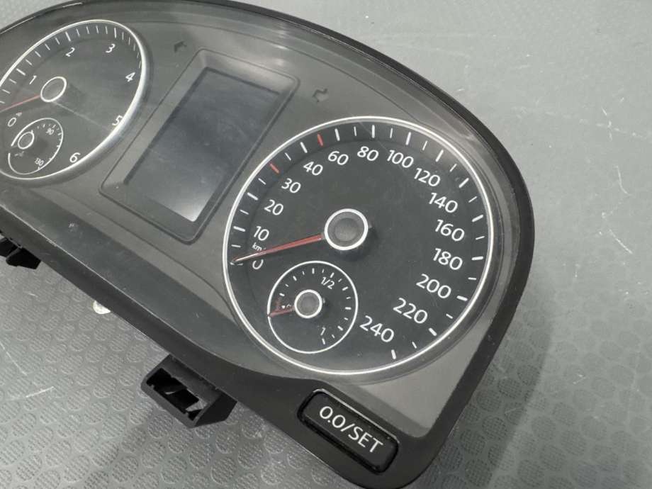Instrumentpanel til VW Caddy 2015-2020 (Type III, Fase 3) (2K5920876F|)