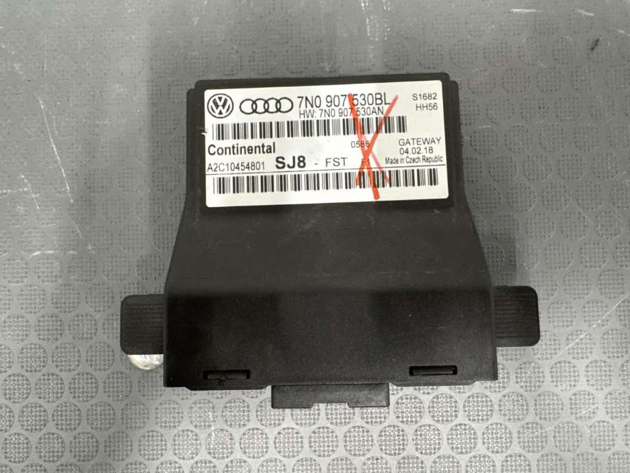Diverse deler til VW Caddy, 2015-2020 (Type III, Fase 3) (7N0 907 530 BL)