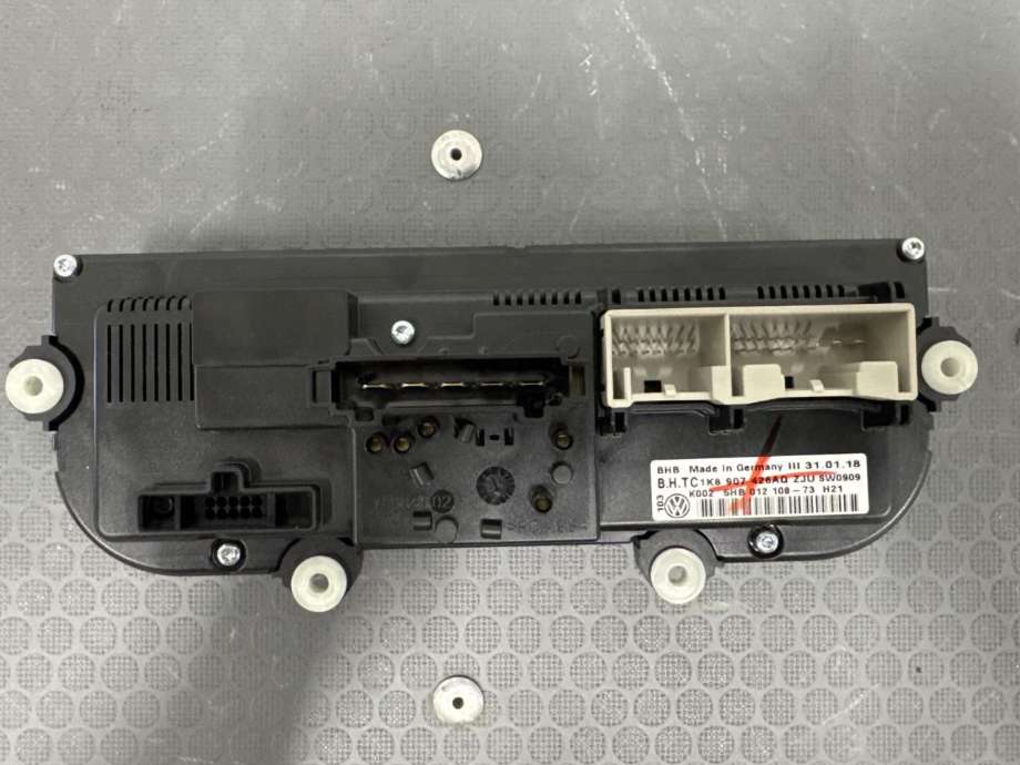 Varmeapparat betjening til VW Caddy 2015-2020 (Type III, Fase 3)  (5HB012108|1K8907426AQ|)