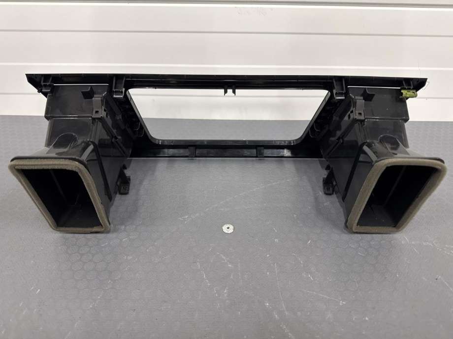 Dashbord friskluftdyse til VW Transporter / Caravelle 2015-2019 (T6) (T6) (7E1 857 038 C|7E1 857 038 F|)