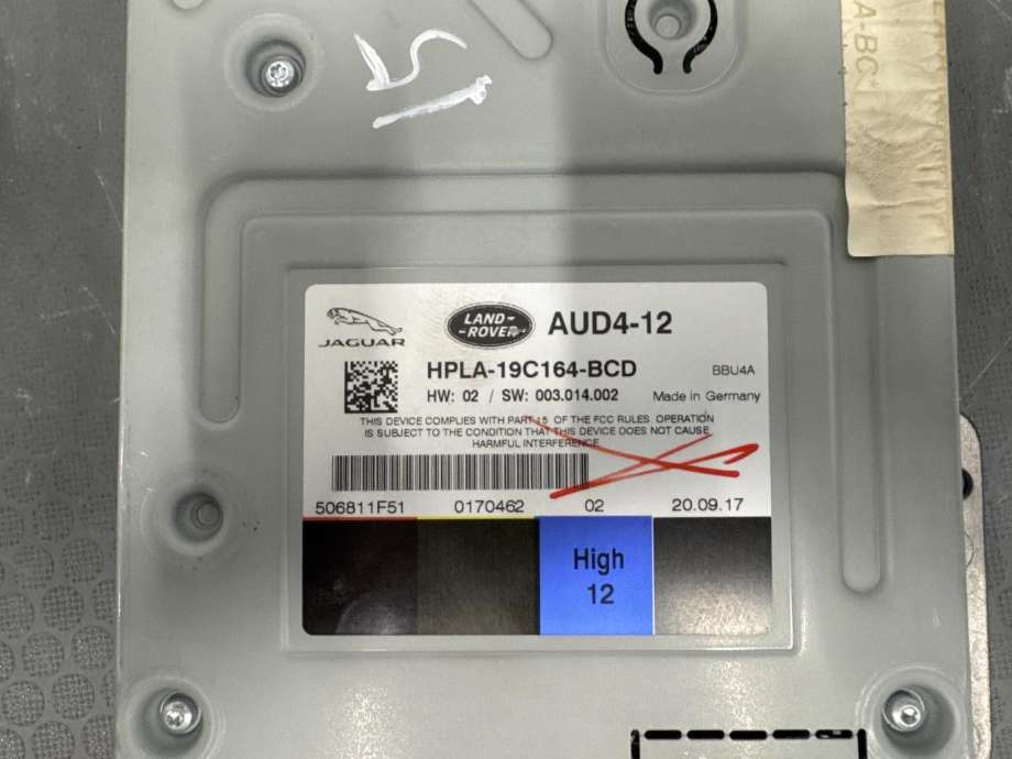 Bilstereo forsterker til Land Rover Discovery 2017-->> (Type V)  (HPLA 19C164 BCD|)