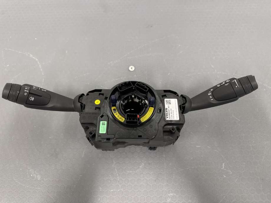 Bryter combi til Volvo XC40 2018-2024 (32266827AC|)