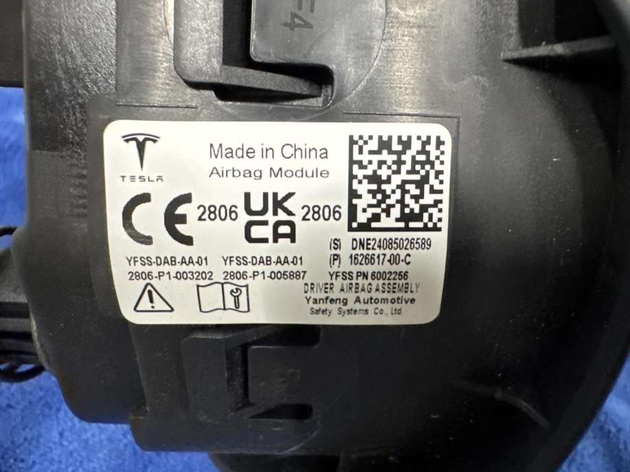 Airbag ratt til Tesla Model Y 2021-2024 (Type I)  (1626617-00-C|)