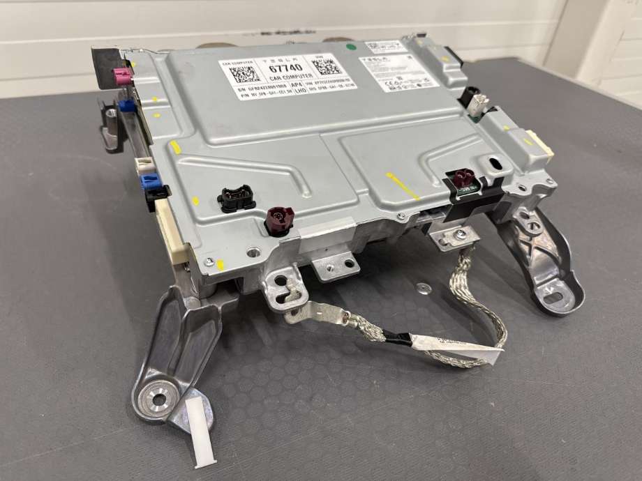 Styreenhet autopilot til Tesla Model Y 2021-2024 (Type I)  (1787419-00-H|)