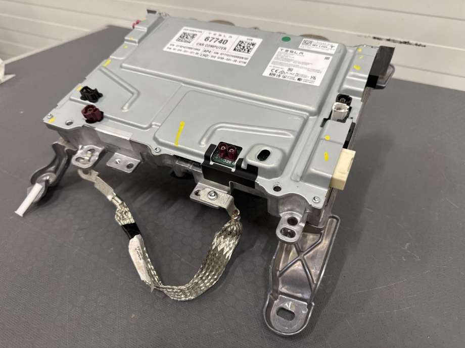 Styreenhet autopilot til Tesla Model Y 2021-2024 (Type I)  (1787419-00-H|)