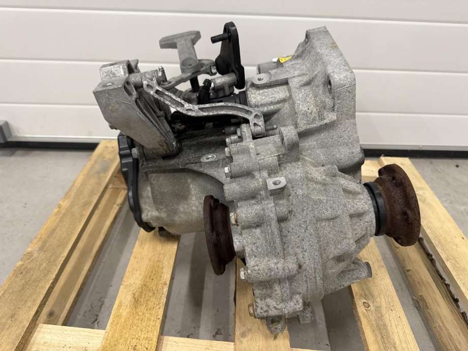Girkasse manuell til VW Caddy 2015-2020 (Type III, Fase 3) (TLE|0A4 300 054 PX|0A4 300 054 P)