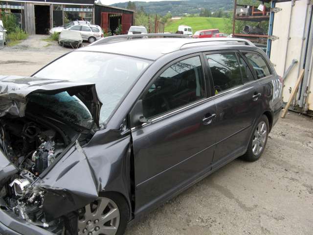Toyota Avensis 2003-2008 (Type II) , Motorkode: , Girkassekode: 