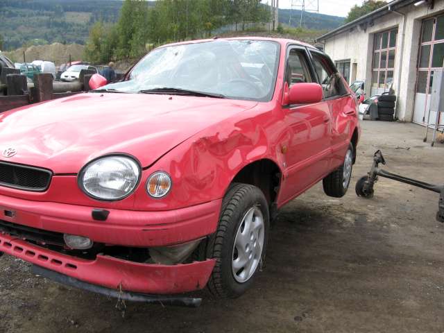 Toyota Corolla 1997-2000 (Fase 1) , Motorkode: , Girkassekode: 