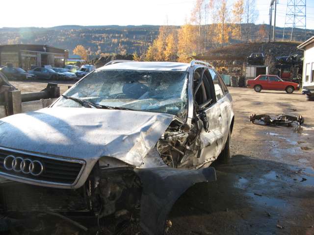 Audi A6 1997-2001 (Type II, Fase 1) (C5) (C5), Motorkode: , Girkassekode: 