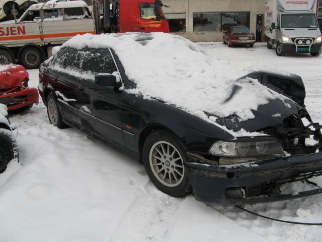 BMW 5-Serie 1996-2003 (E39) (E39), Motorkode: , Girkassekode:
