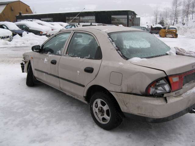Mazda 323 1995-1998 , Motorkode: , Girkassekode: 