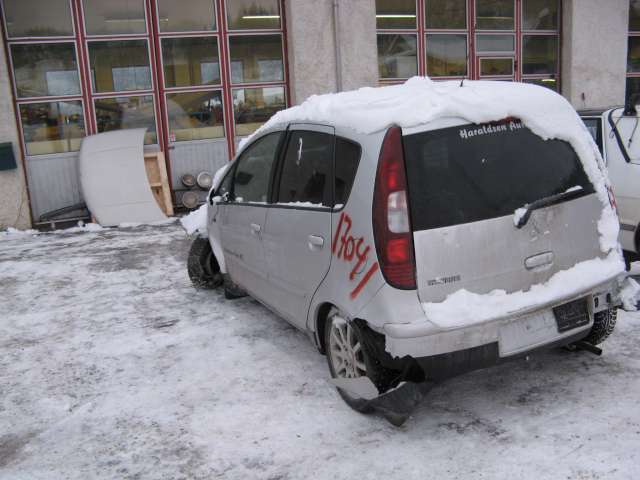 Mitsubishi Colt 2004-2008 (Type VII, Fase 1) , Motorkode: , Girkassekode: 