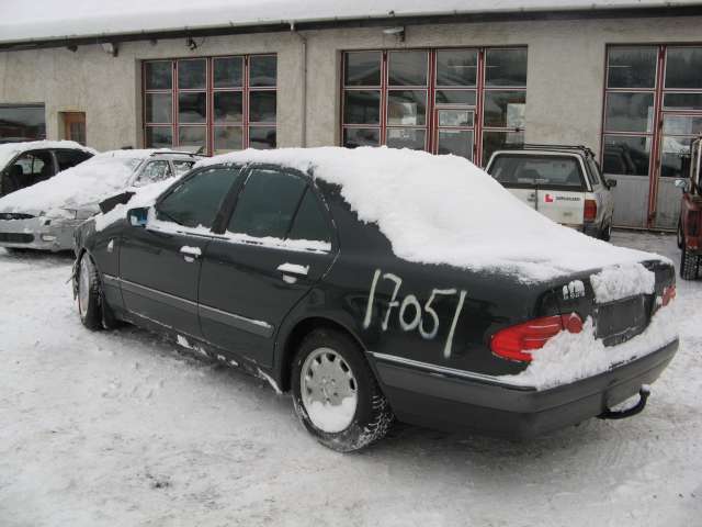 Mercedes E-Klasse 1995-2000 (Fase 1) (W210) (W210), Motorkode: , Girkassekode: 