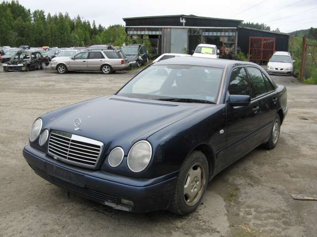 Mercedes E-Klasse 1995-2000 (Fase 1) (W210) (W210), Motorkode: , Girkassekode: 