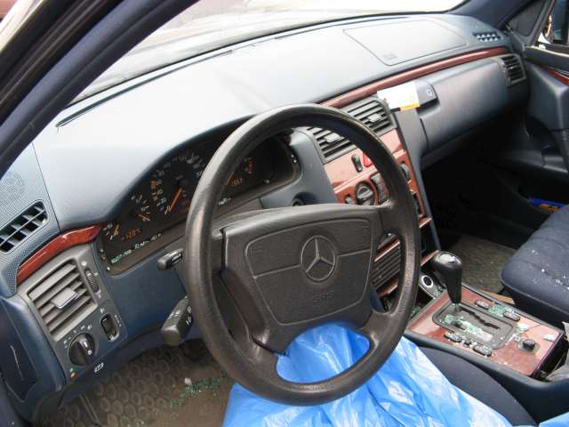Mercedes E-Klasse 1995-2000 (Fase 1) (W210) (W210), Motorkode: , Girkassekode: 