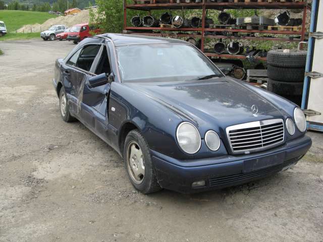Mercedes E-Klasse 1995-2000 (Fase 1) (W210) (W210), Motorkode: , Girkassekode: 