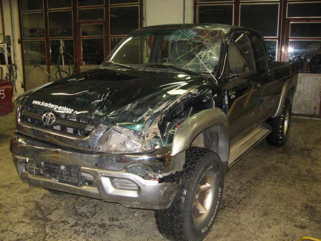 Toyota Hilux 2002-2005 , Motorkode: , Girkassekode: 
