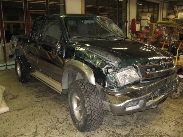 Toyota Hilux 2002-2005 , Motorkode: , Girkassekode: 
