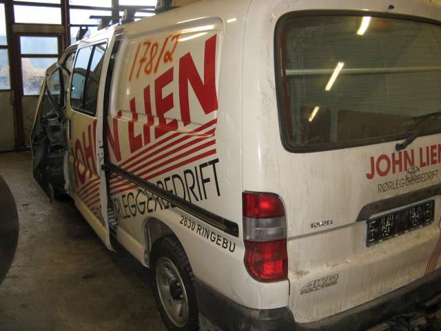 Toyota Hiace 2007-2012 (Fase 3) , Motorkode: , Girkassekode: 