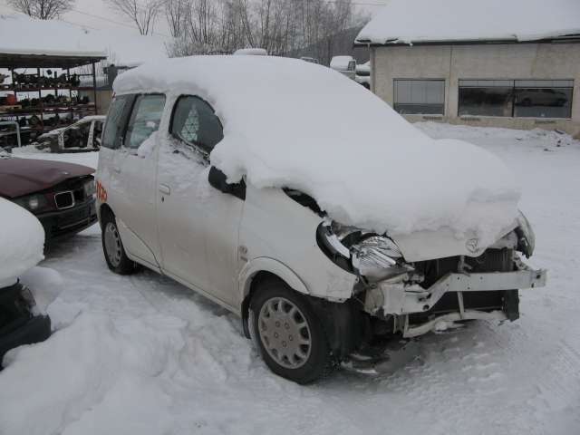 Toyota Yaris Verso 1999-2007 , Motorkode: , Girkassekode: 