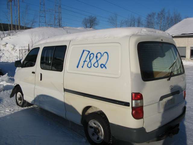Toyota Hiace 1996-2001 (Fase 1) , Motorkode: , Girkassekode: 