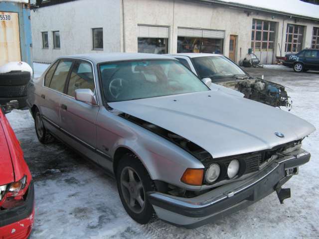 BMW 7-Serie 1986-1994 (E32) (E32), Motorkode: , Girkassekode: