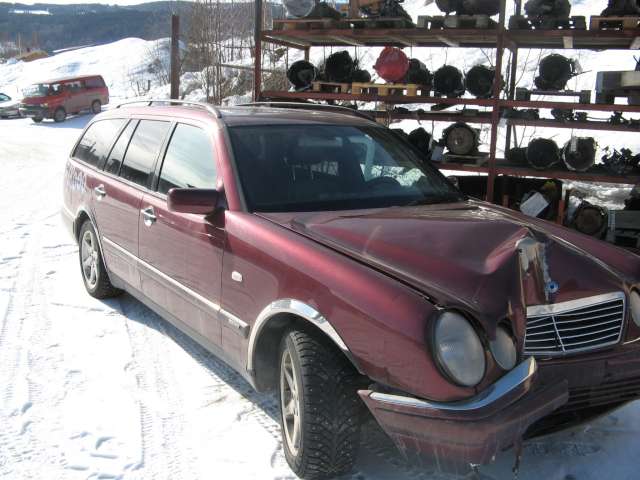 Mercedes E-Klasse 1995-2000 (Fase 1) (W210) (W210), Motorkode: , Girkassekode: 